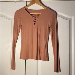 Aéropostale pink shirt